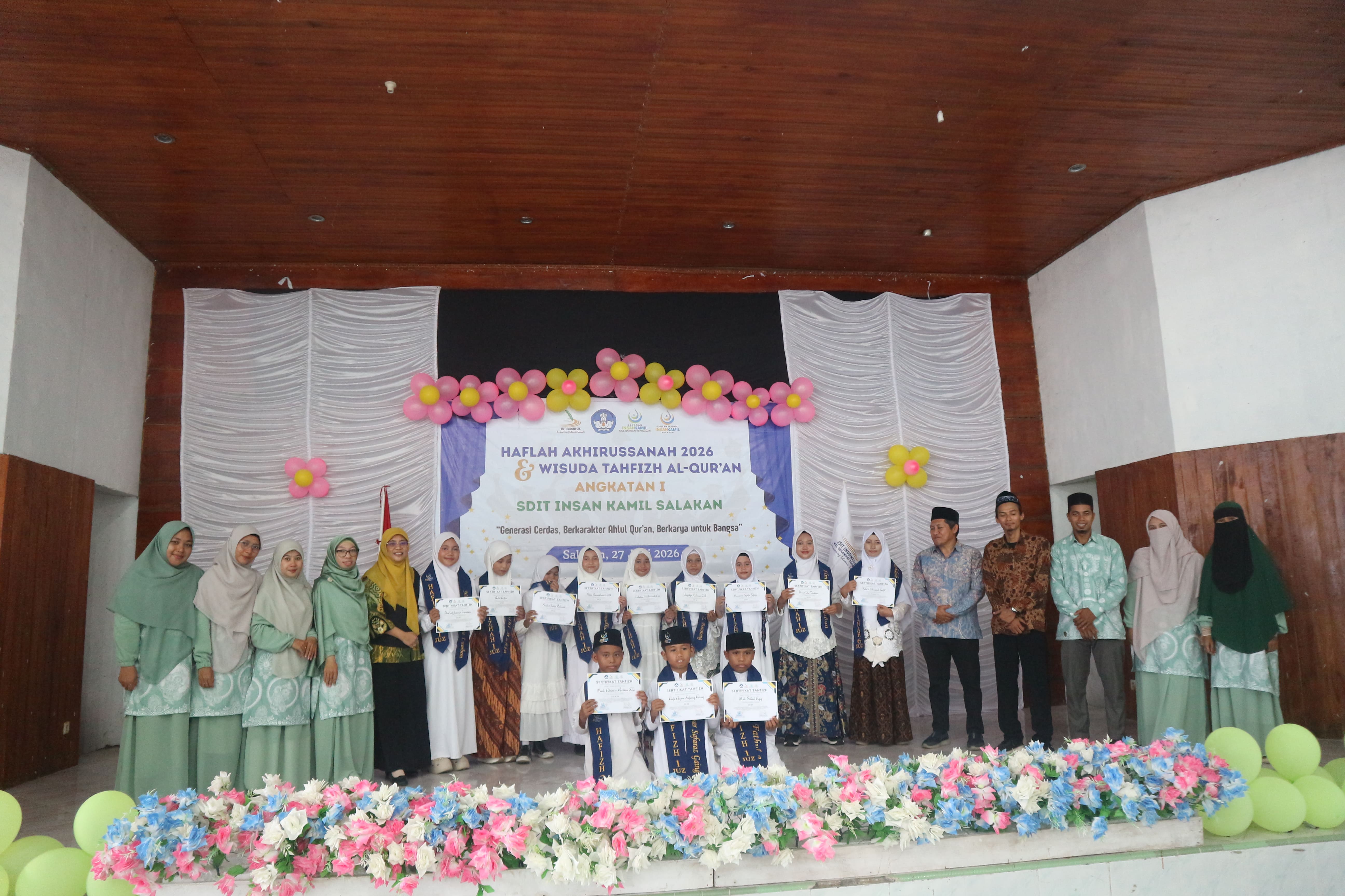 WISUDA TAHFIZH AL-QUR'AN ANGKATAN I